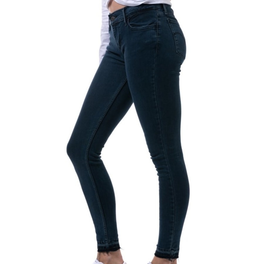 Levi's 710 Super Skinny Jeans